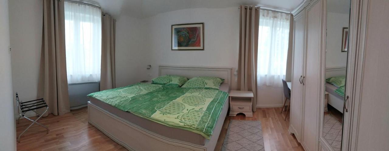 Vila Dubravka - Schoen Und Komfortabel Inmitten Von Olivenbaeumen Und Weinbergen Mit Whirlpool Valtura Экстерьер фото